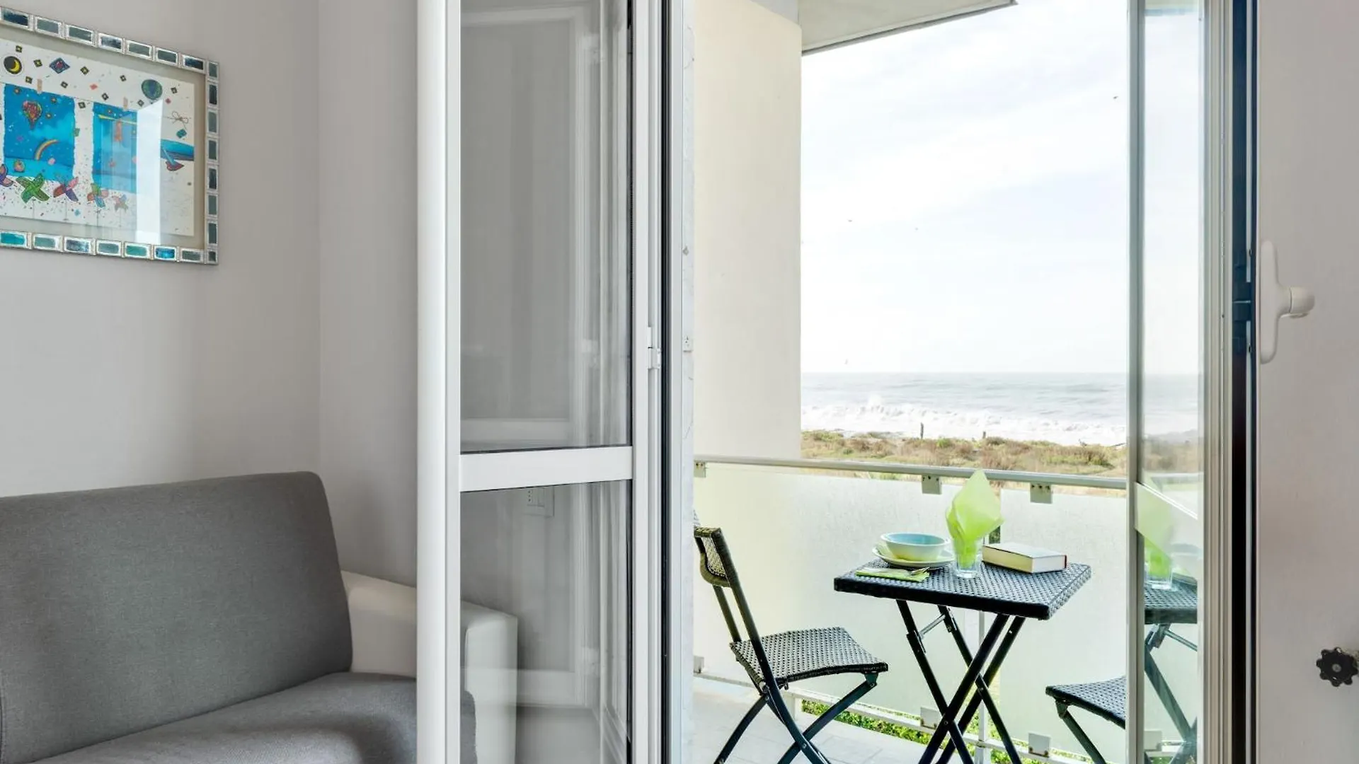 Amazing Holiday Home Near Pet Friendly Beach Carrara 0*,  Italia