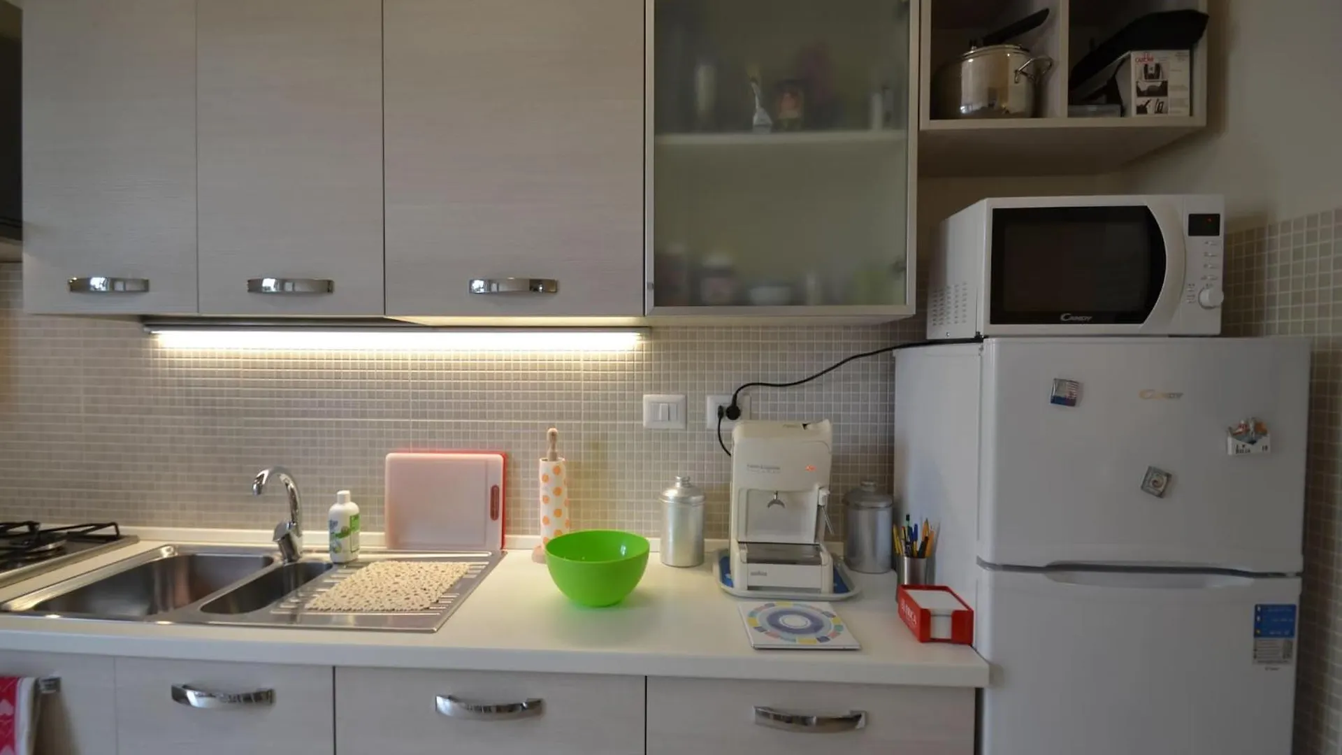 Amazing Holiday Home Near Pet Friendly Beach Carrara 0*,