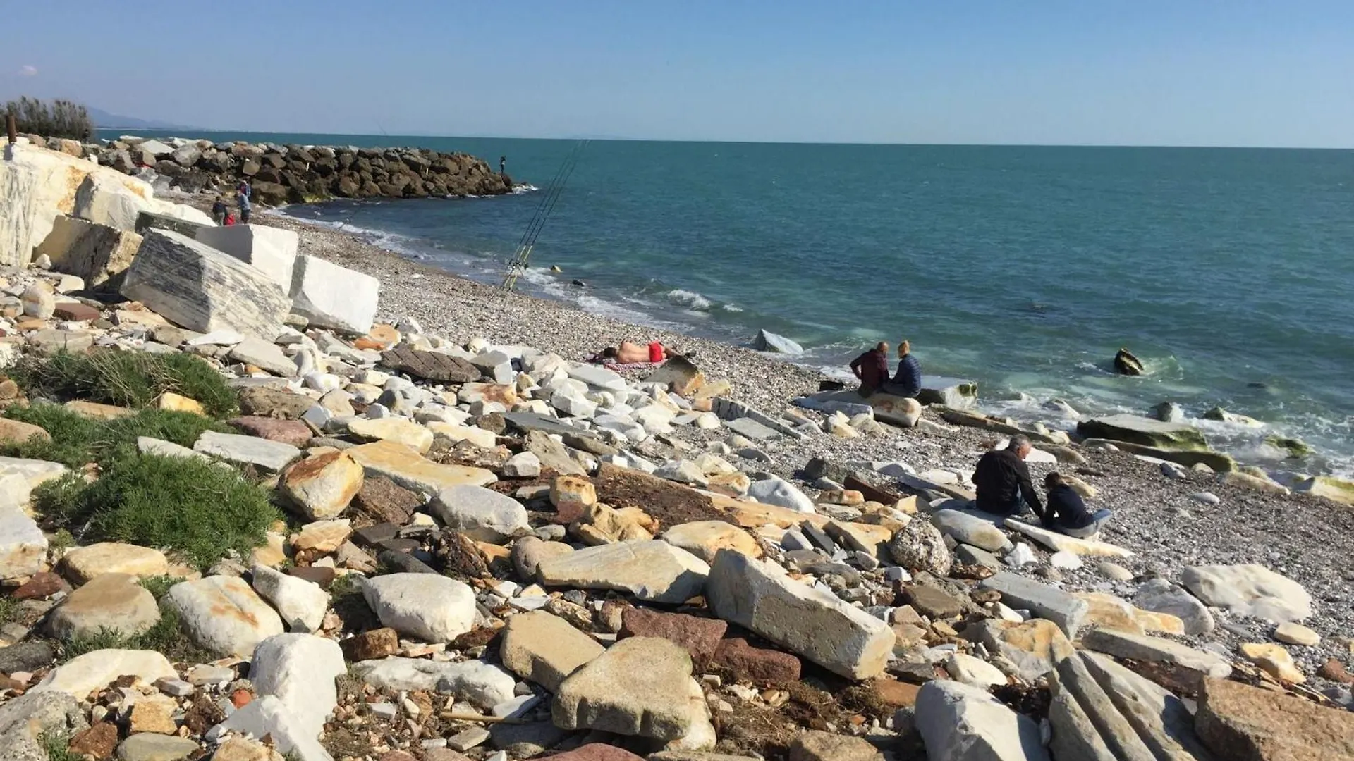 Amazing Holiday Home Near Pet Friendly Beach Carrara Italia