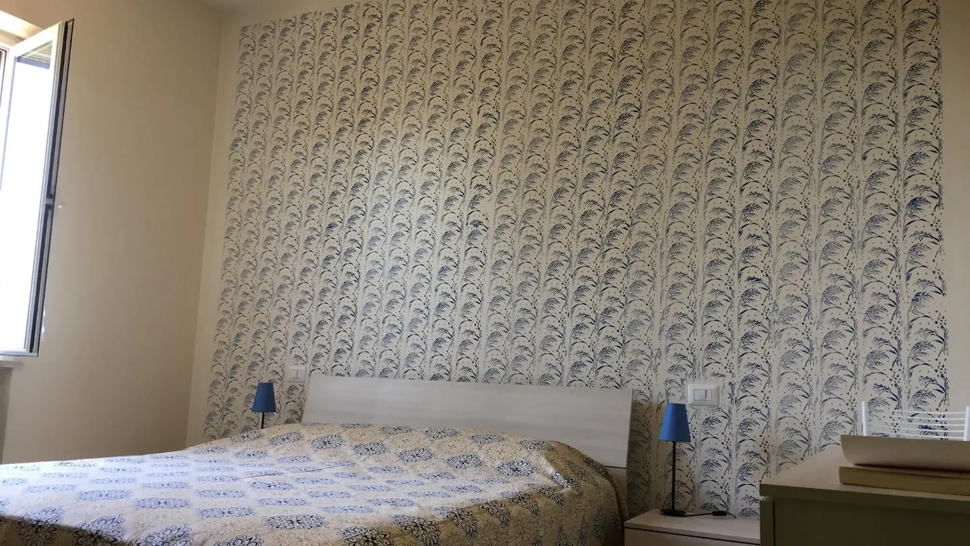 Amazing Holiday Home Near Pet Friendly Beach Carrara