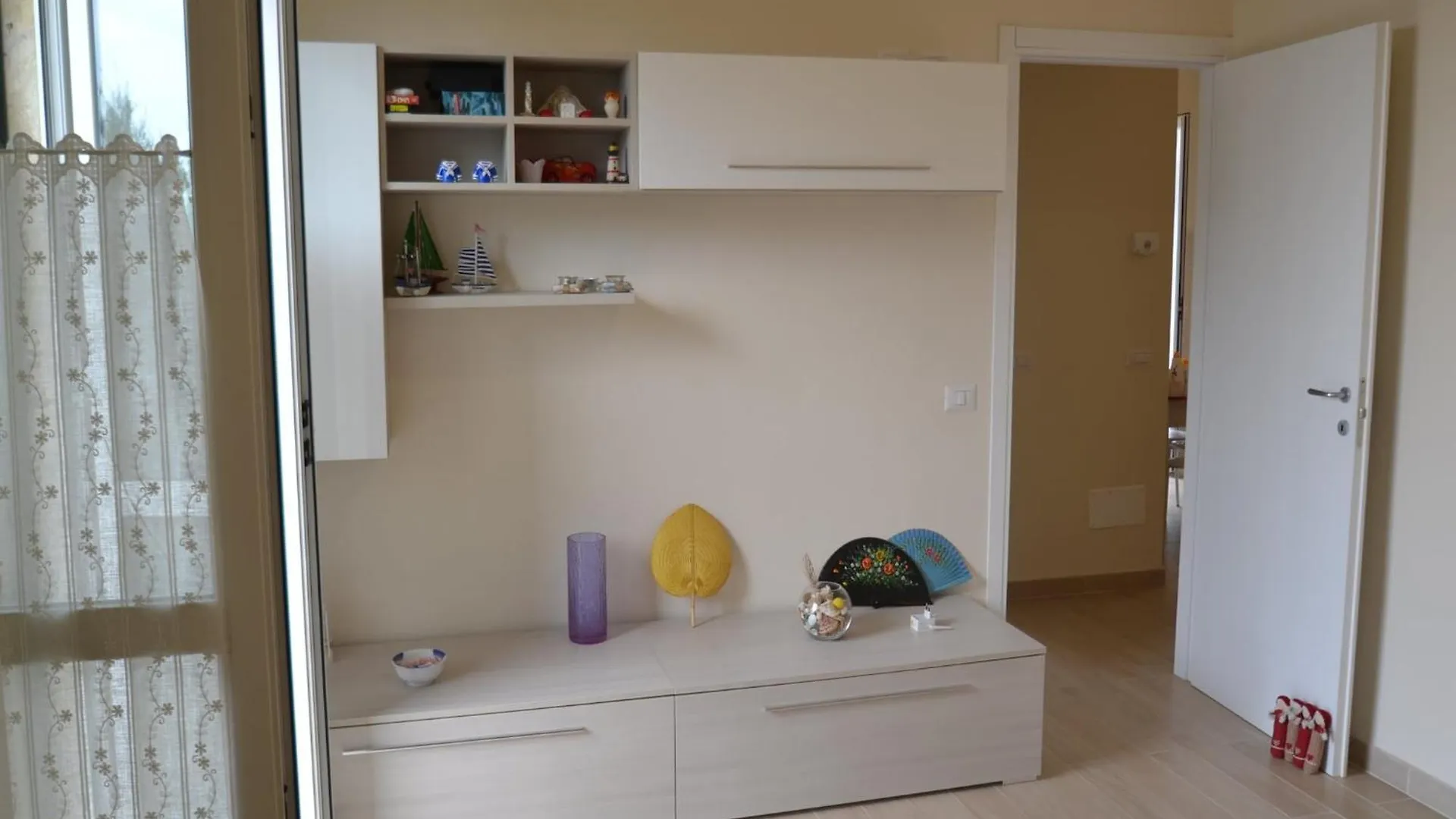 Amazing Holiday Home Near Pet Friendly Beach Carrara Italia